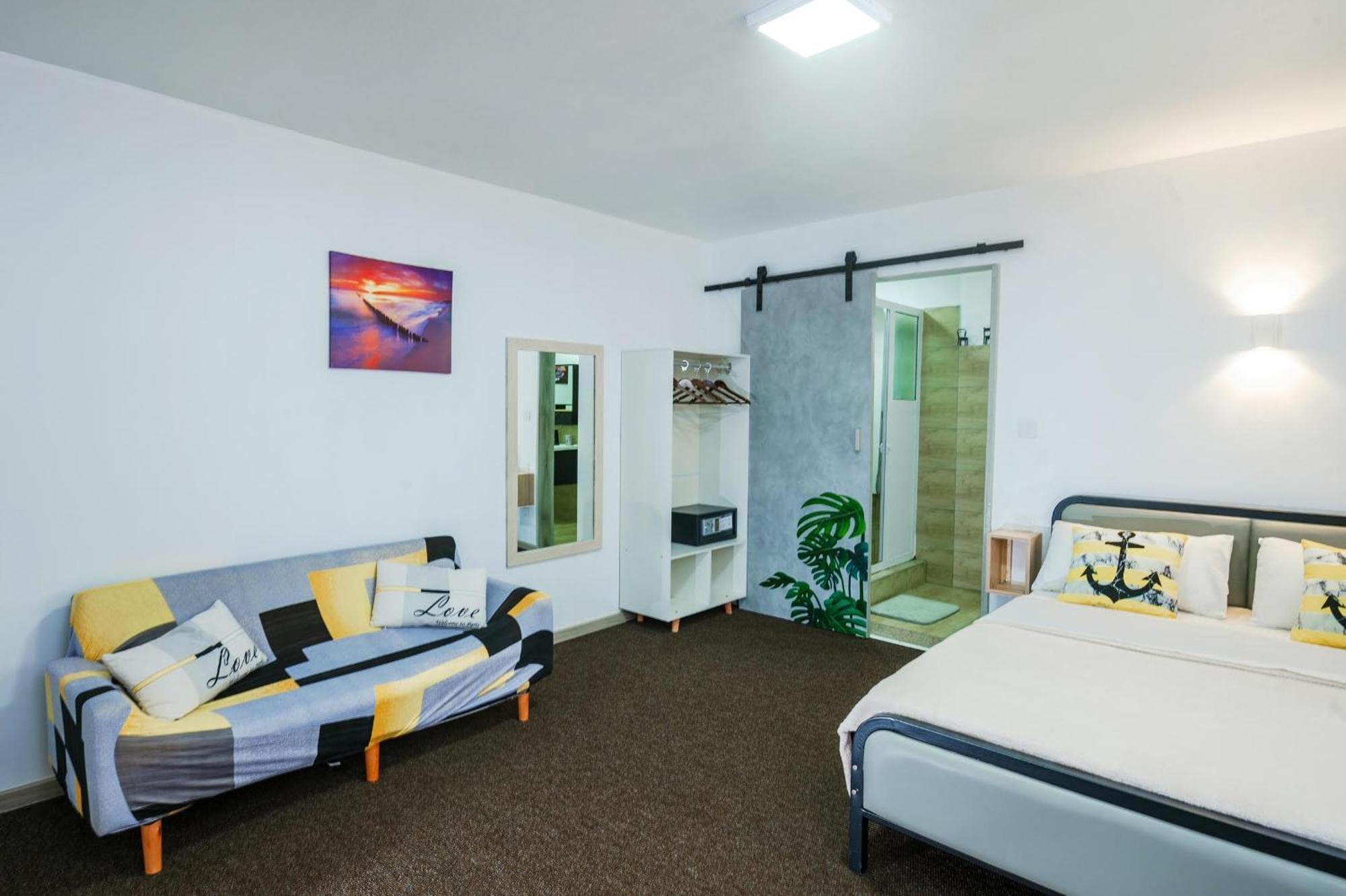 C-View Apartments Flic-en-Flacq 外观 照片